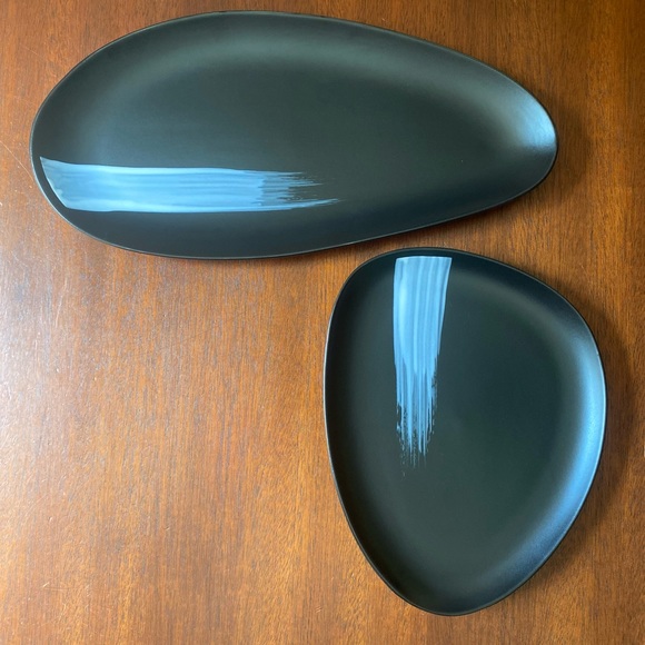 SALE! Set of Unique Serving Platters - Black & White - chic but unique - Picture 2 of 13